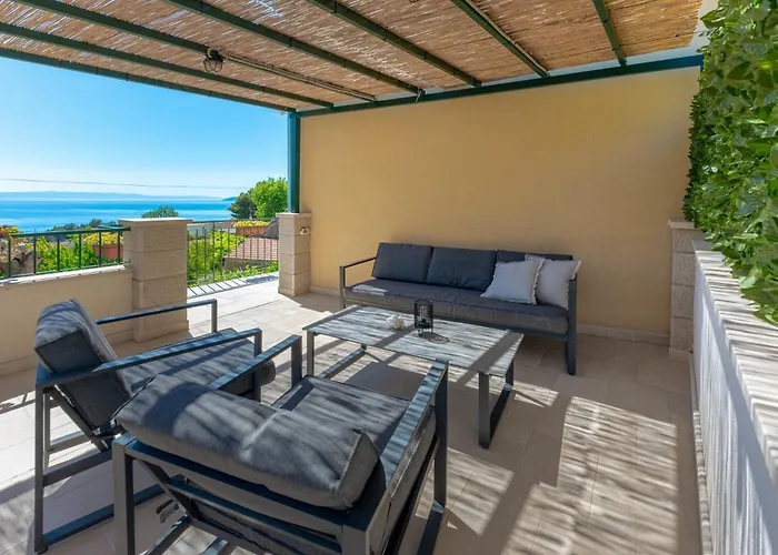Holiday House Kleme