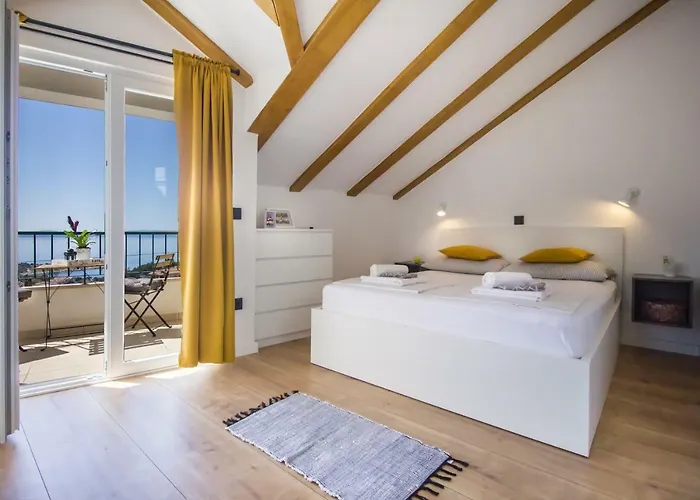 Holiday House Kleme